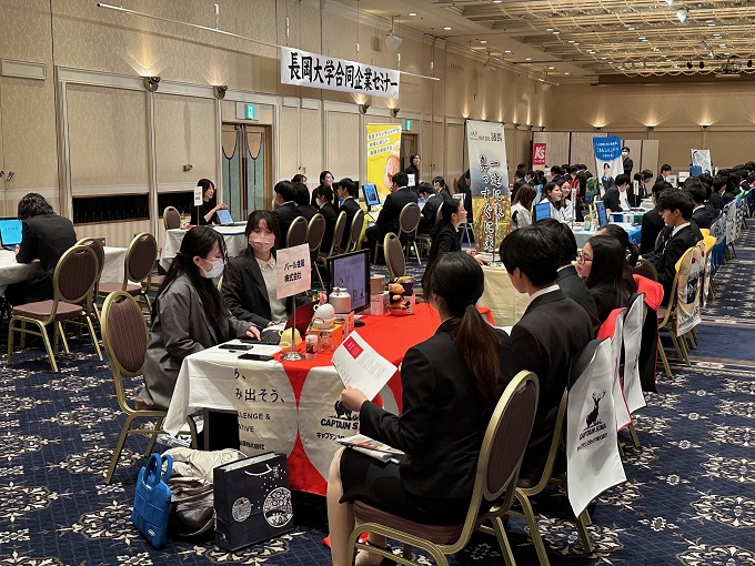 ������w��Í�����ƃZ�~�i�[�ɎQ�����܂����I